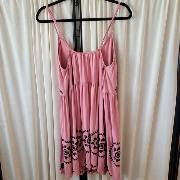 Pol size medium women's sleeveless pink and black dress, great condition - Picture 5 of 5